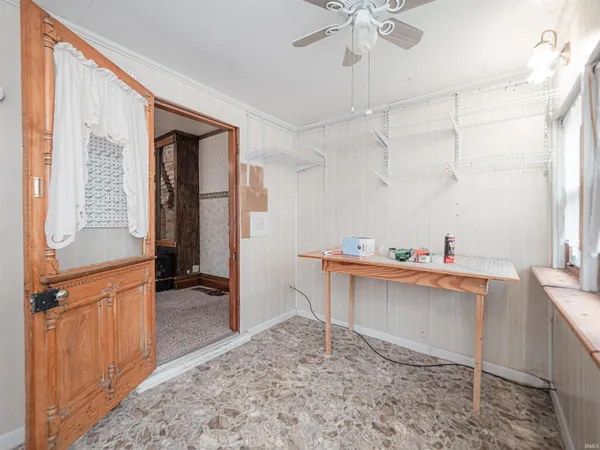 $199,900 | 226 Freeman Lane, New Harmony, IN 47631