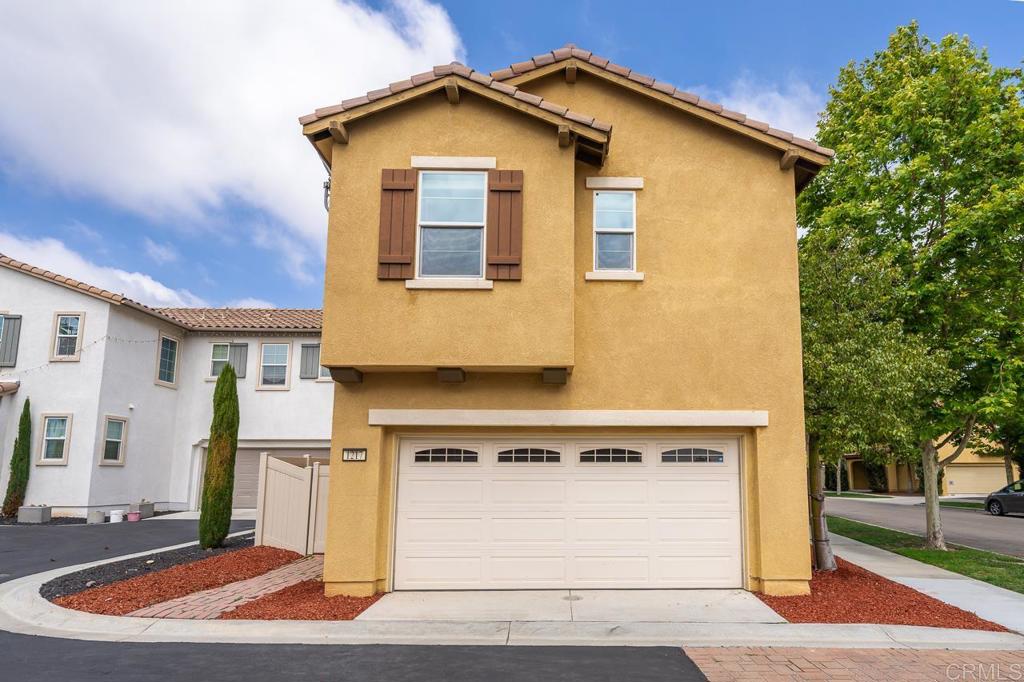 1217 Cathedral Oaks Road Chula Vista, CA 91913 - Photo 2 of 29
