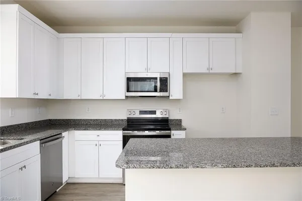 $1,695 | 711 Fairview Street, Unit A, High Point, NC 27260