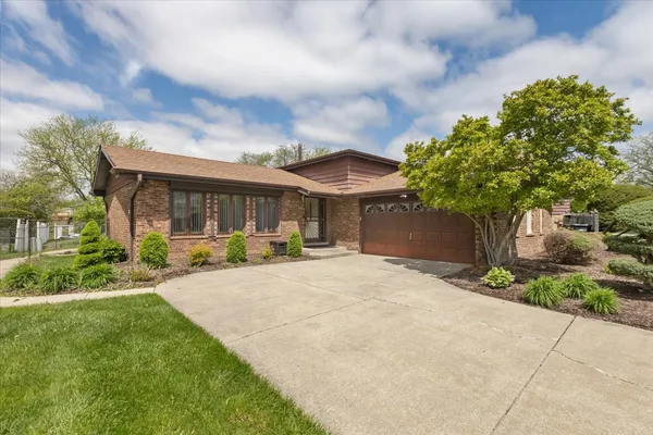 $240,000 | 534 Quail Run Road, Matteson, IL 60443