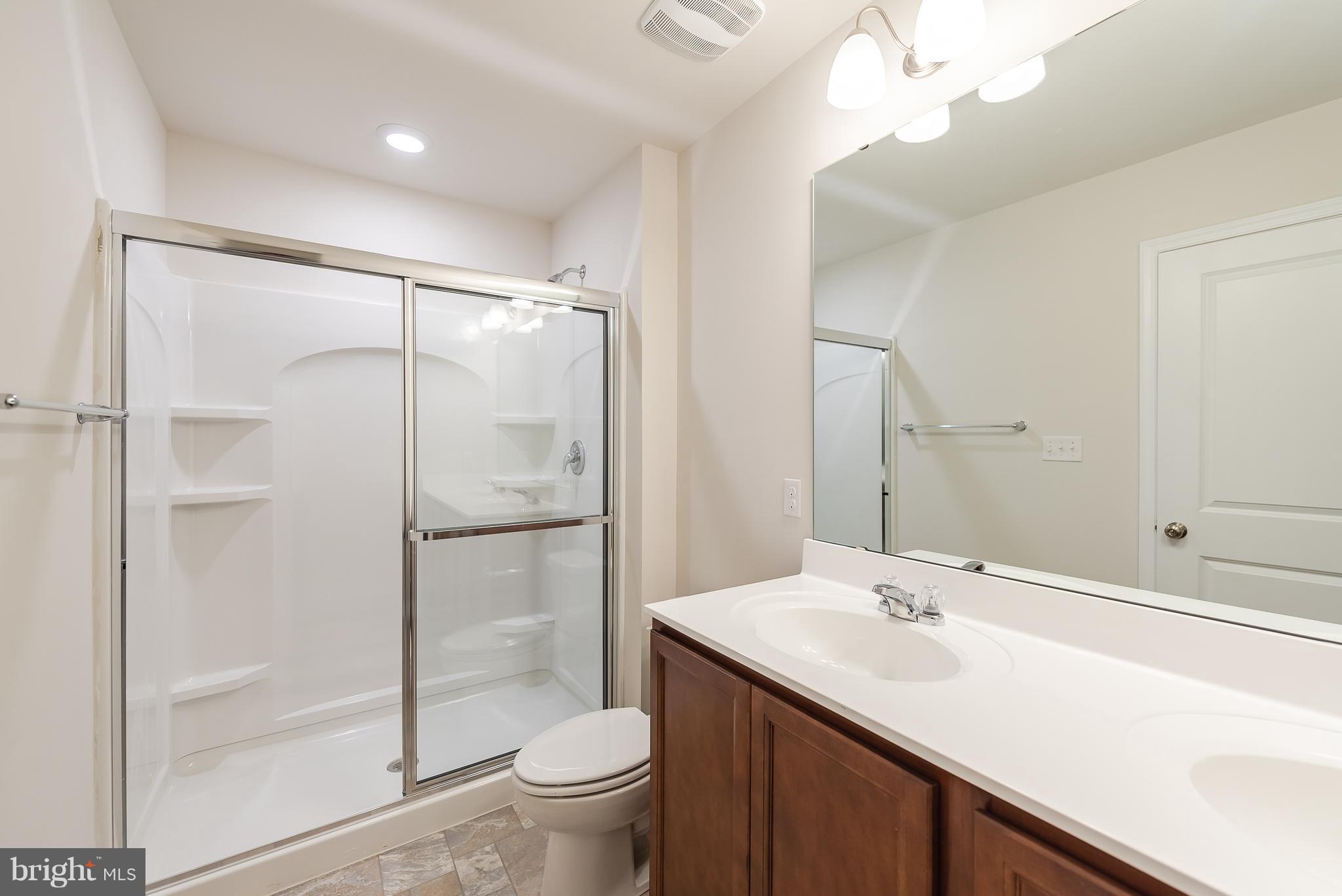311 Turquoise Circle Edgewood, MD 21040 - Photo 17 of 30 Bath (Master)