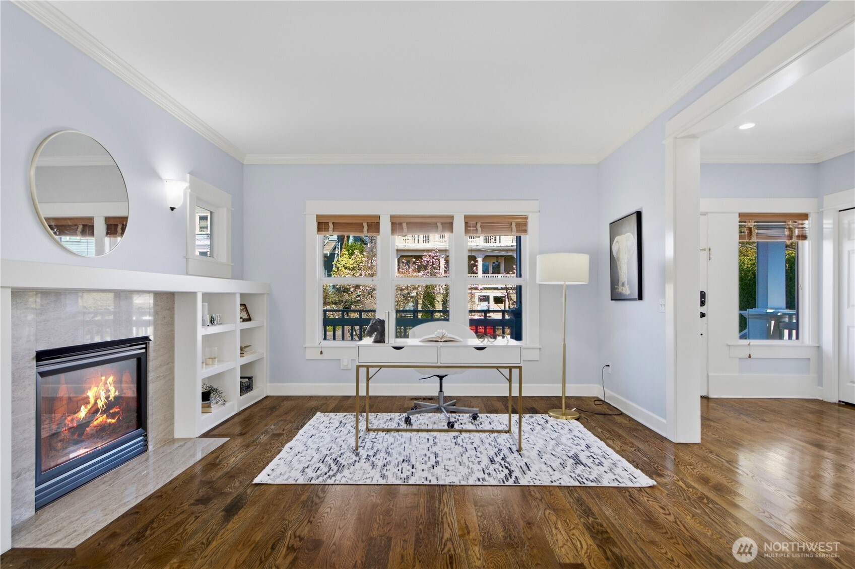 2313 North 39th Street Seattle, WA 98103 - Photo 2 of 34