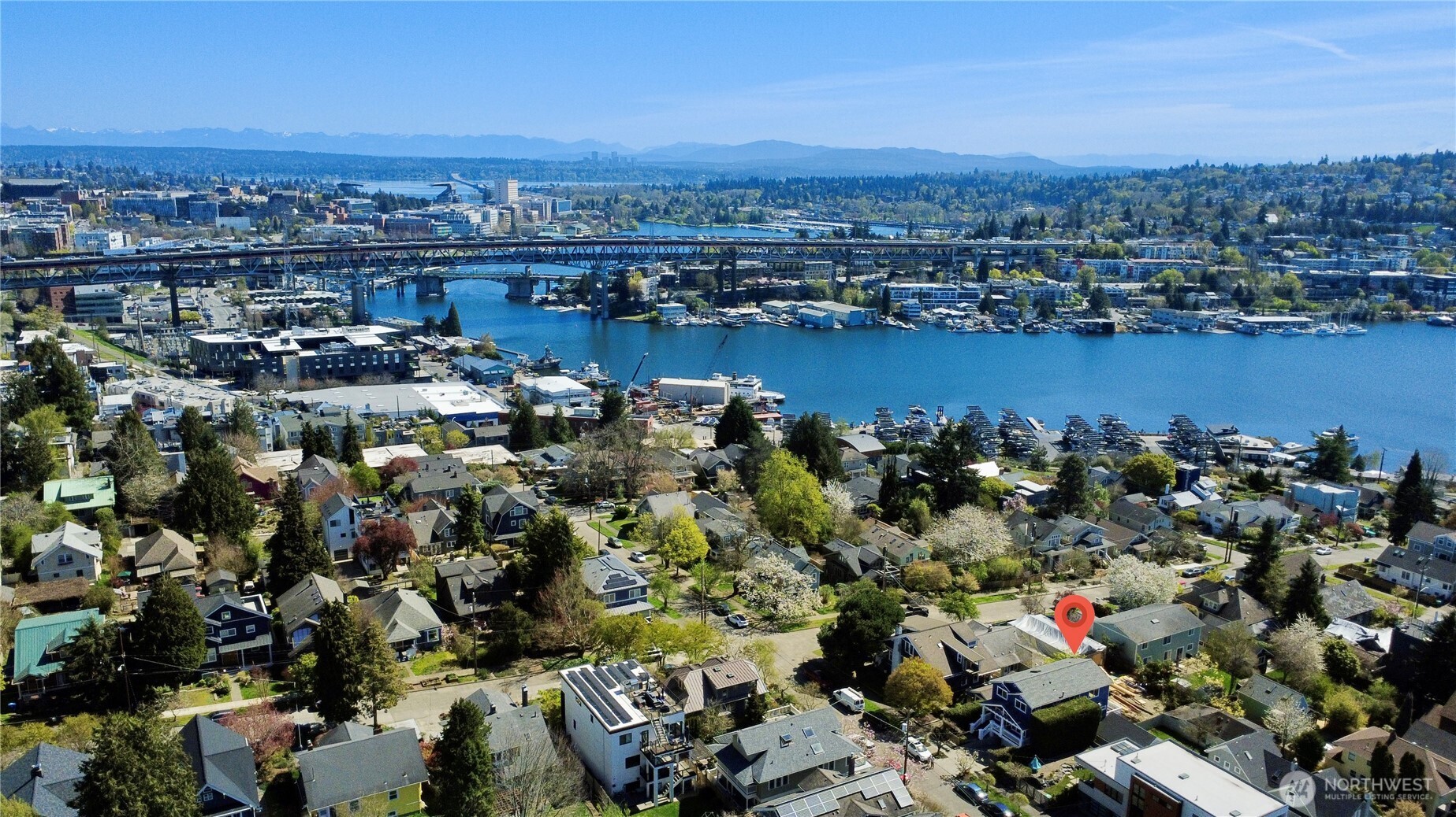 2313 North 39th Street Seattle, WA 98103 - Photo 33 of 34