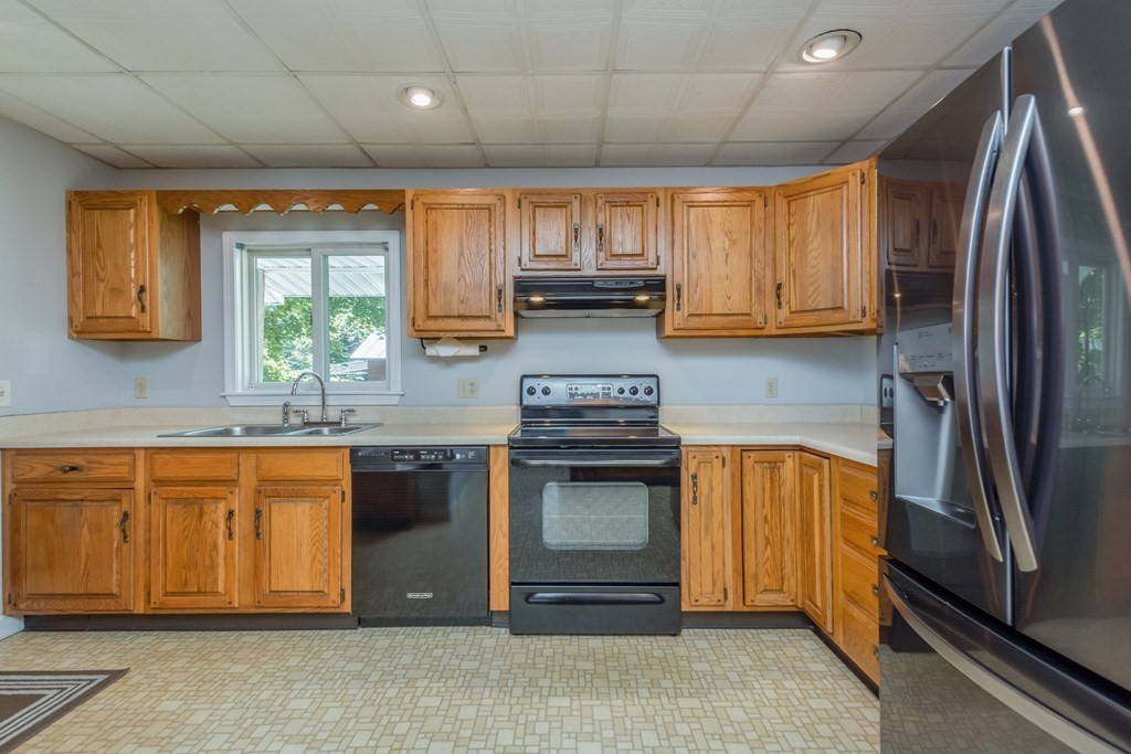 50 Stark Road Worcester, MA 01602 - Photo 15 of 41 Gallery Image 15
