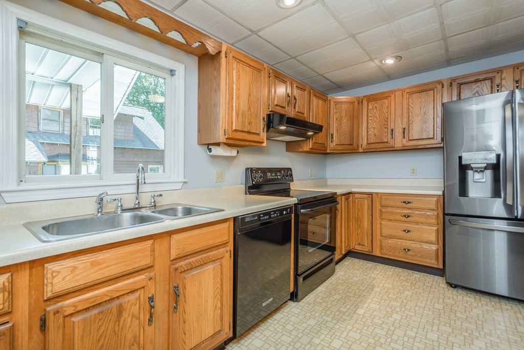 50 Stark Road Worcester, MA 01602 - Photo 16 of 41 Gallery Image 16