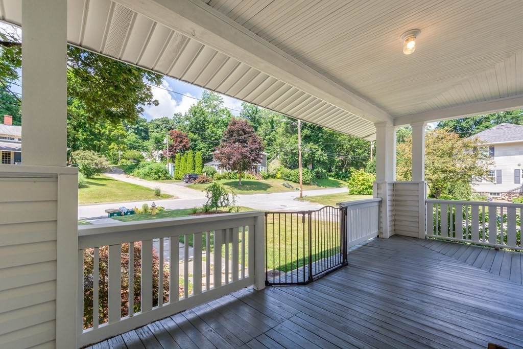 50 Stark Road Worcester, MA 01602 - Photo 3 of 41 Gallery Image 3
