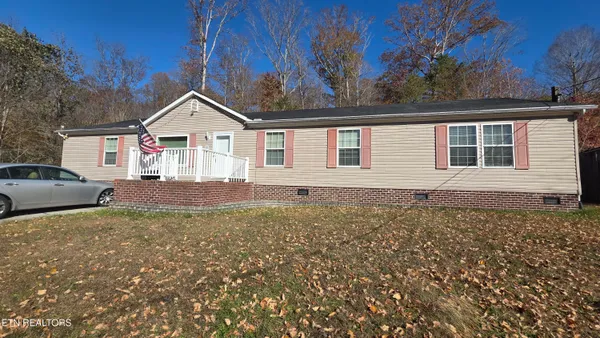 $300,000 | 236 Loggers Lane, Clinton, TN 37716