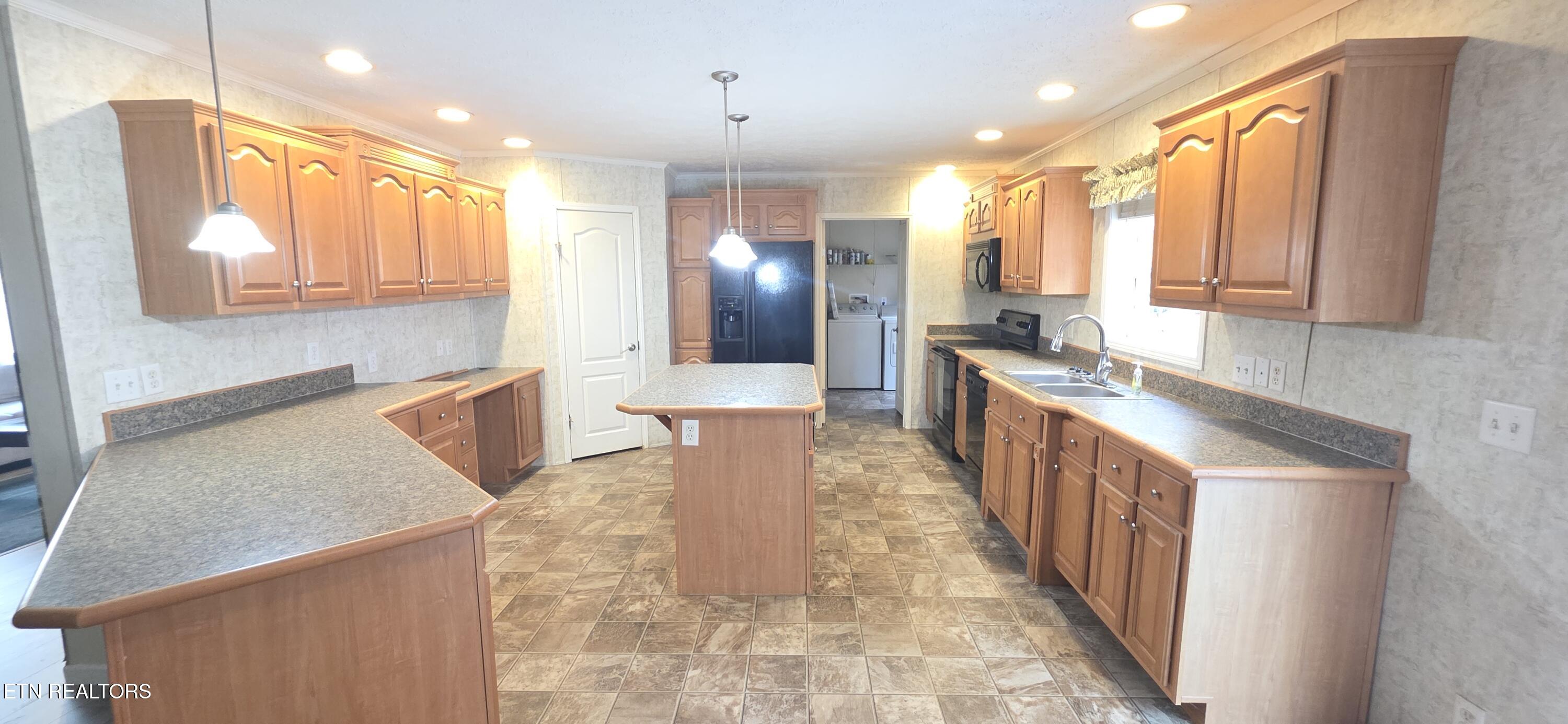 236 Loggers Lane Clinton, TN 37716 - Photo 11 of 47 1000005933