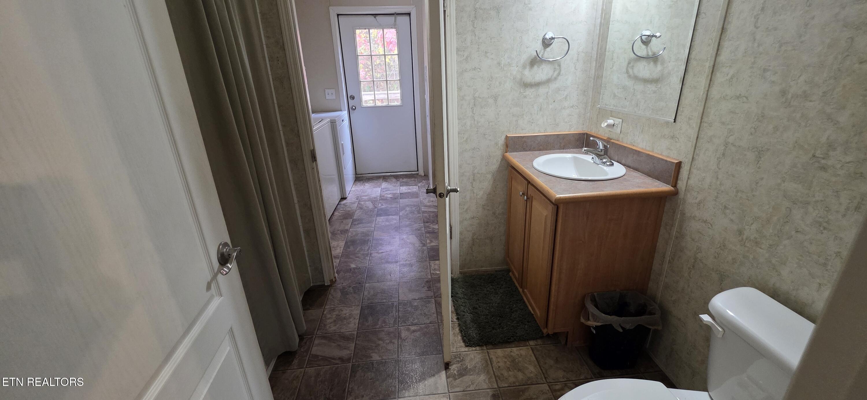 236 Loggers Lane Clinton, TN 37716 - Photo 19 of 47 1000005947