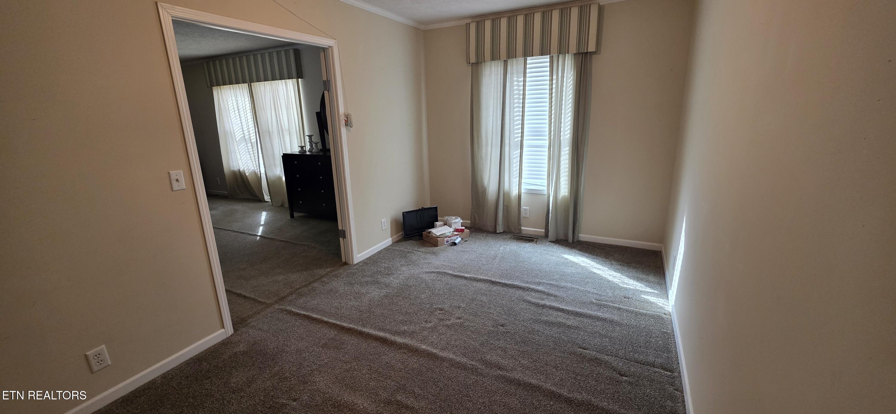 236 Loggers Lane Clinton, TN 37716 - Photo 35 of 47 1000005924