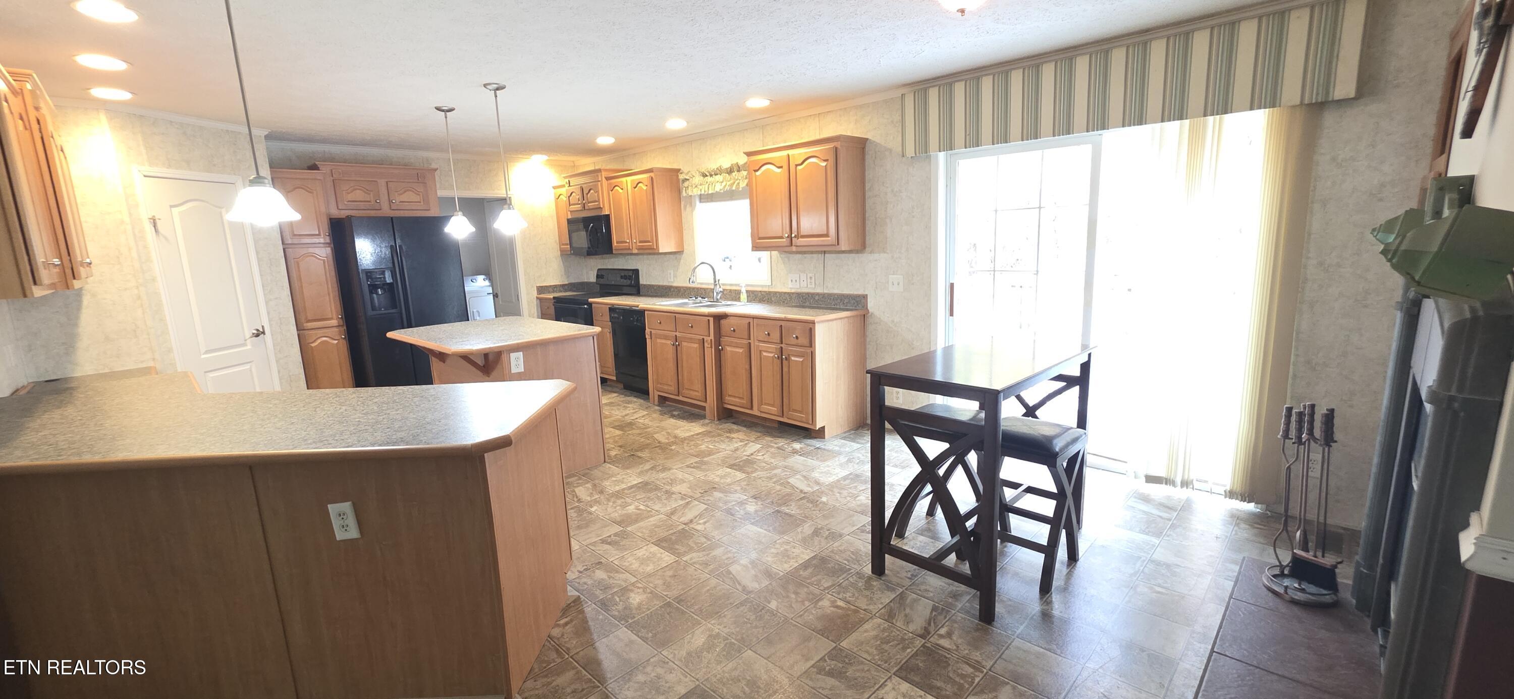 236 Loggers Lane Clinton, TN 37716 - Photo 10 of 47 1000005931