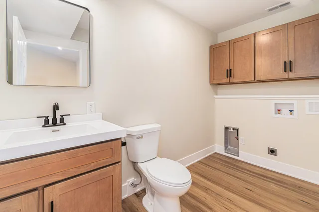 $399,900 | 16935 Juniper Drive, Conklin, MI 49403