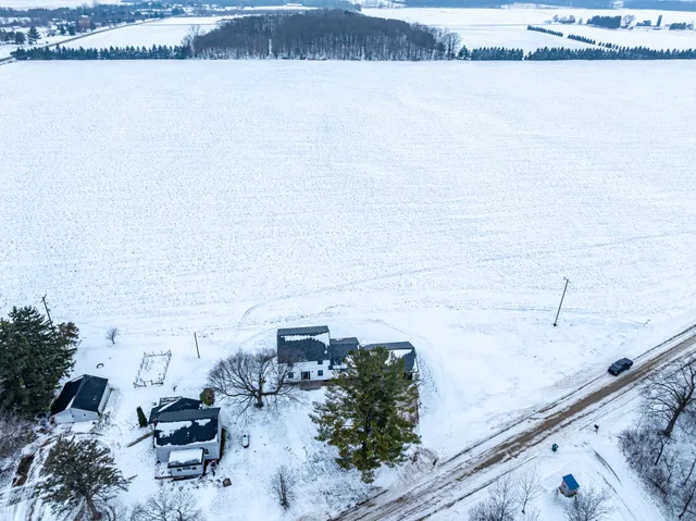 $399,900 | 16935 Juniper Drive, Conklin, MI 49403