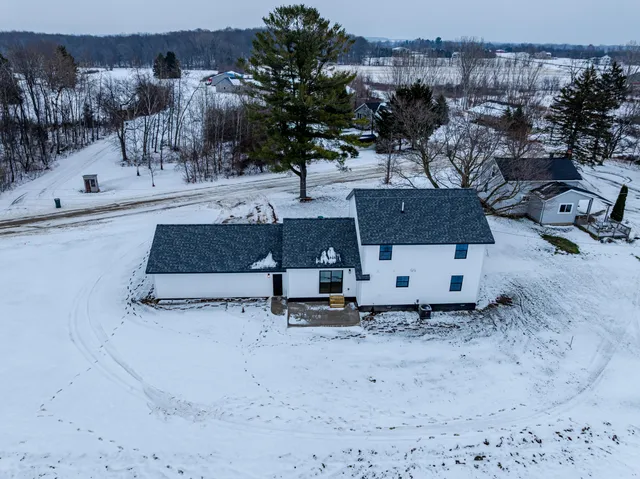 $399,900 | 16935 Juniper Drive, Conklin, MI 49403