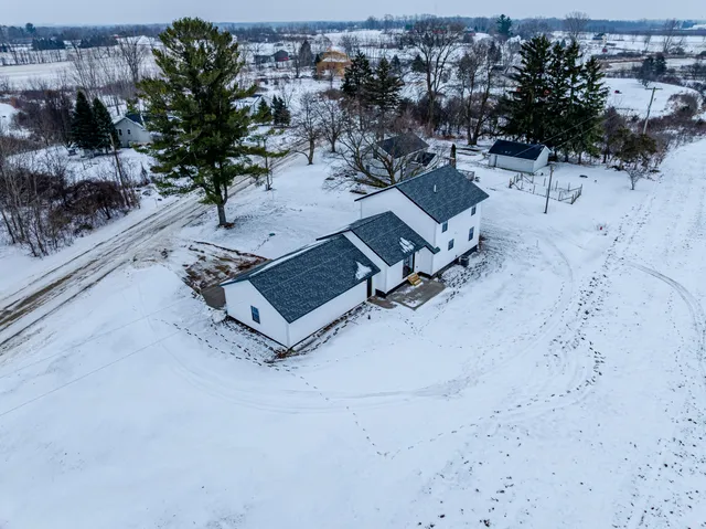 $399,900 | 16935 Juniper Drive, Conklin, MI 49403