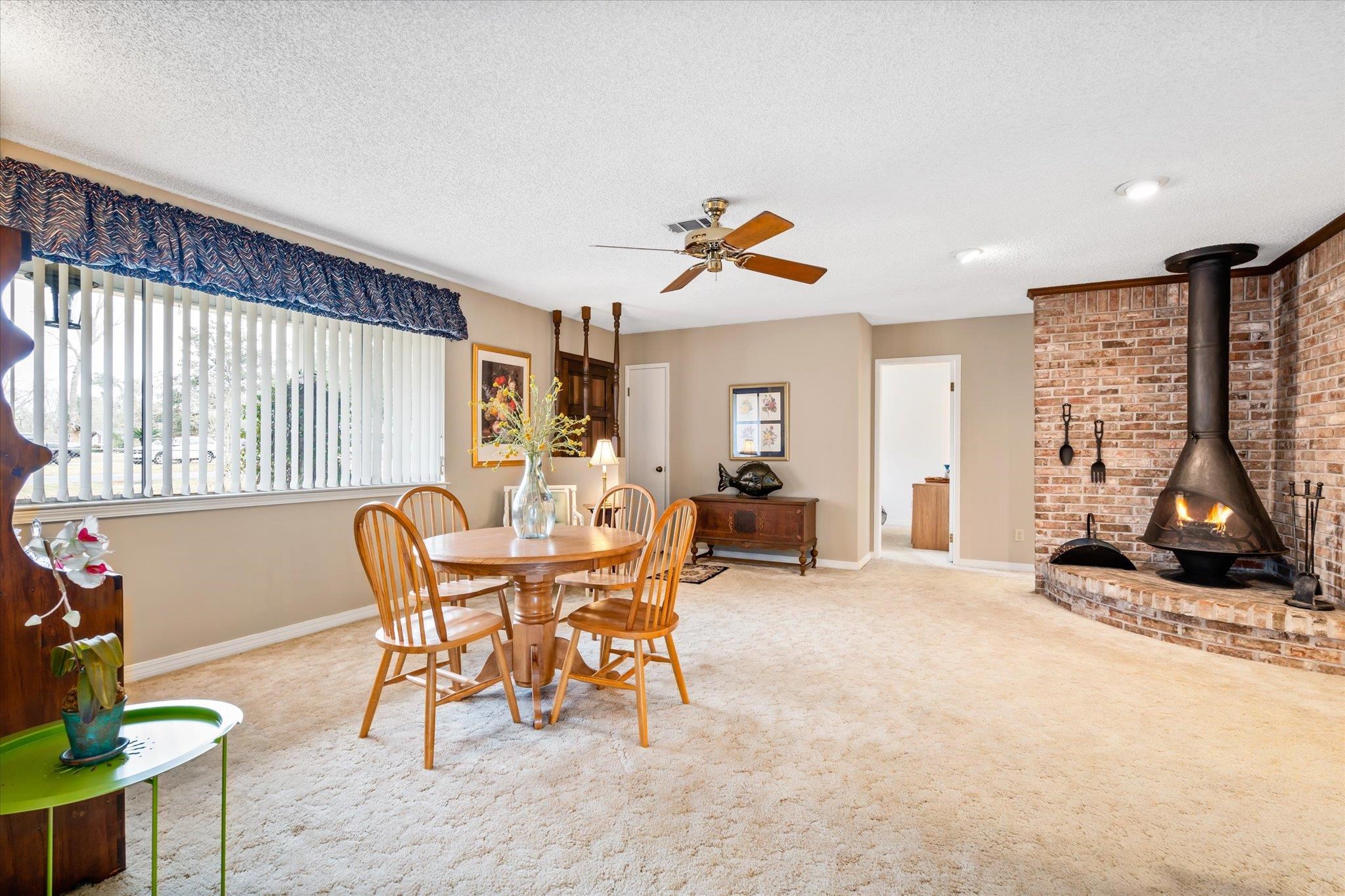 628 East Pedigo Avenue Foley, AL 36535 - Photo 5 of 46