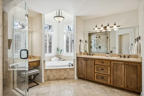 $1,399,000 | 2708 Natchez Trace, Nashville, TN 37212