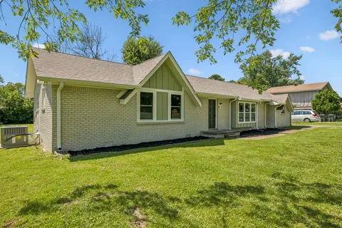 $374,000 | 1158 Woodvale Drive, Gallatin, TN 37066