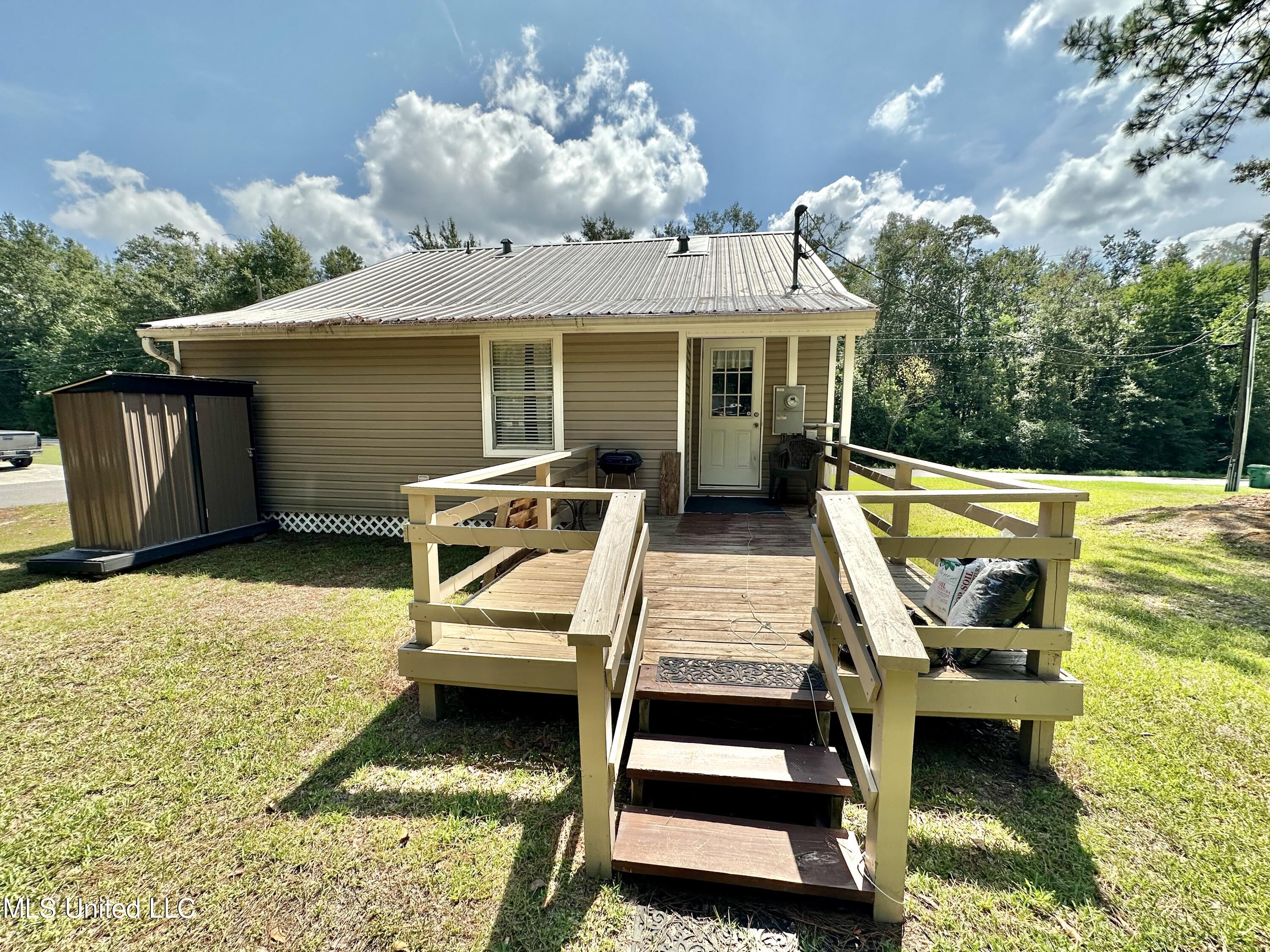 1521 Adcox Road Picayune, MS 39466 - Photo 15 of 16 IMG_1693