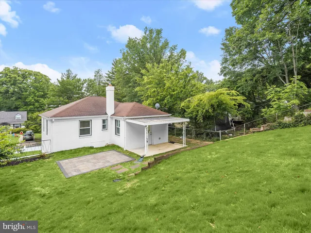 $850,000 | 402 Elm Avenue, Takoma Park, MD 20912