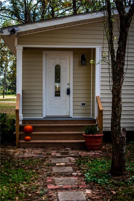 25236 McCarroll Road Springfield, LA 70462 - Photo 2 of 15