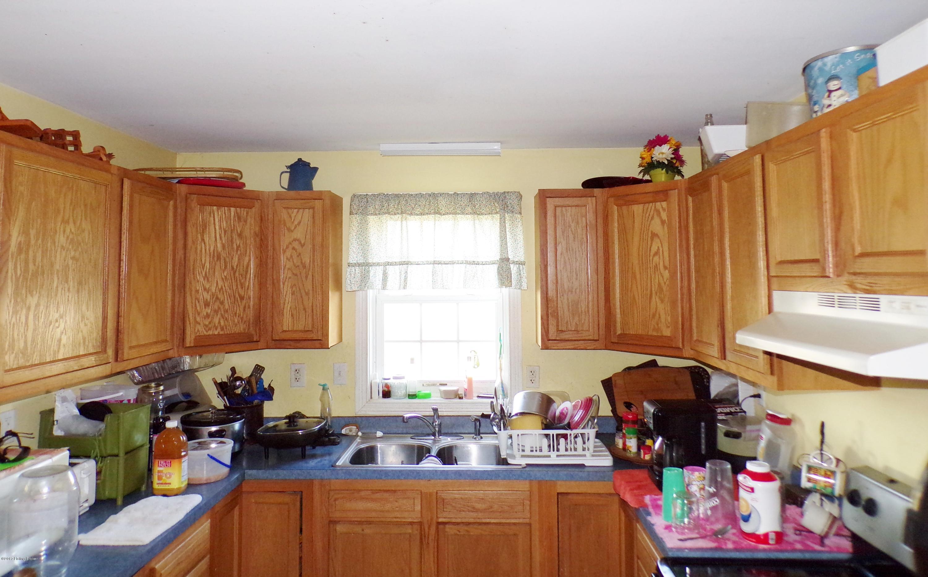 12086 Mt Eden Road Waddy, KY 40076 - Photo 9 of 11 113_2914