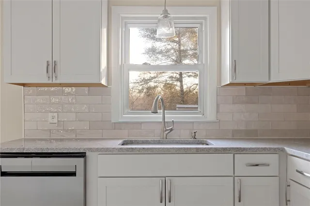 $469,900 | 50 Indian Run Trail, Smithfield, RI 02917