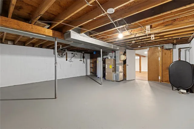 $469,900 | 50 Indian Run Trail, Smithfield, RI 02917