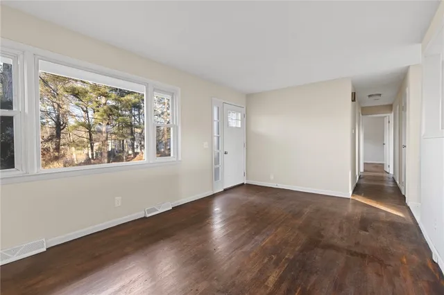 $469,900 | 50 Indian Run Trail, Smithfield, RI 02917