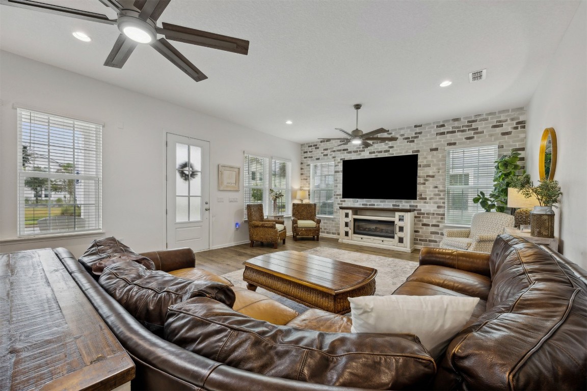 245 Morning Ray Way Yulee, FL 32097 - Photo 12 of 62