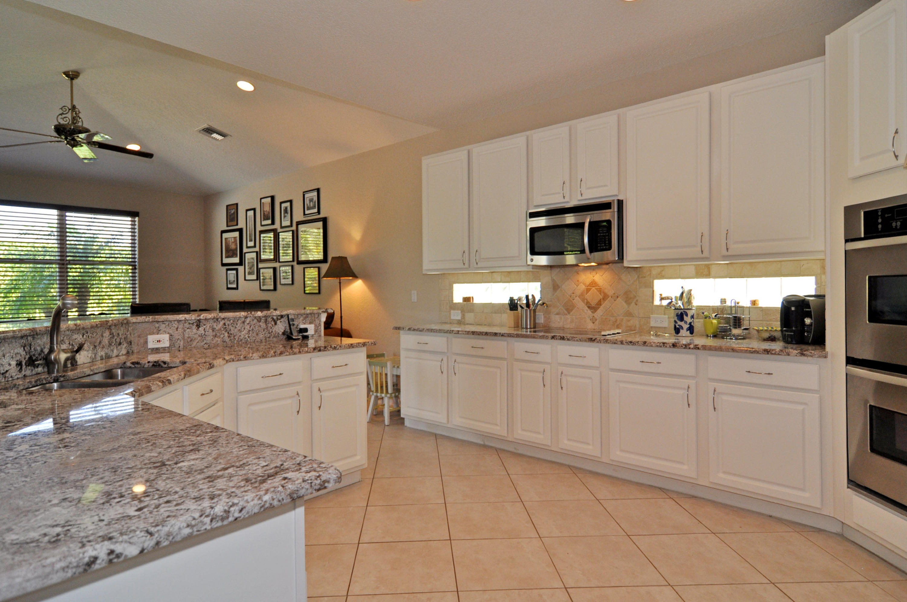 12653 Torbay Drive Boca Raton, FL 33428 - Photo 3 of 21 Kitchen