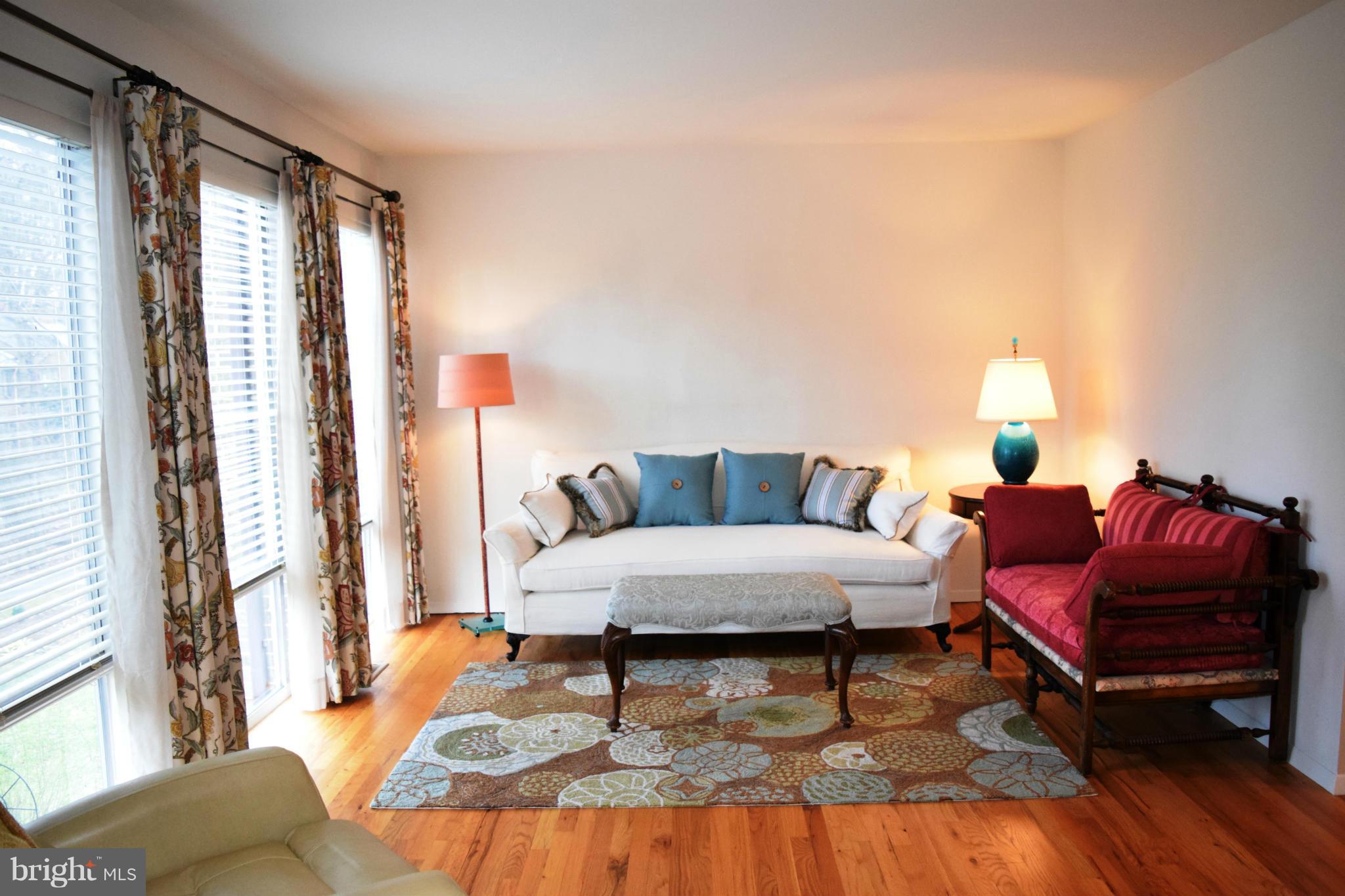 1763 Wainwright Drive Reston, VA 20190 - Photo 9 of 28 Sunny Living Room