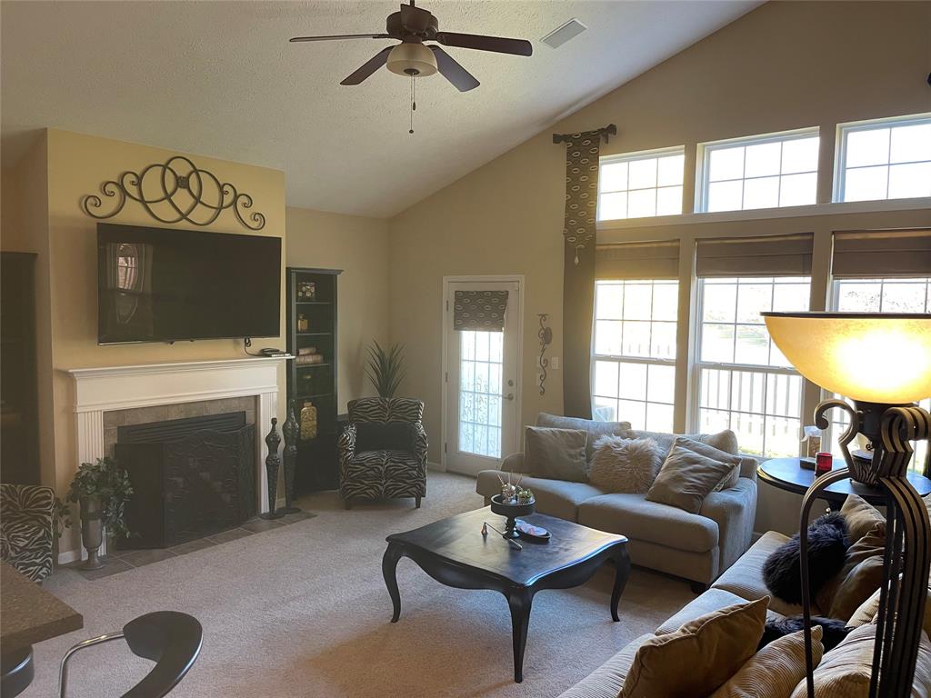 3512 Cardinal Way Carmel, IN 46074 - Photo 9 of 57