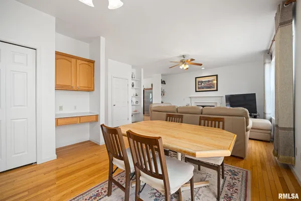 $300,000 | 11018 North Waterton Drive, Dunlap, IL 61525