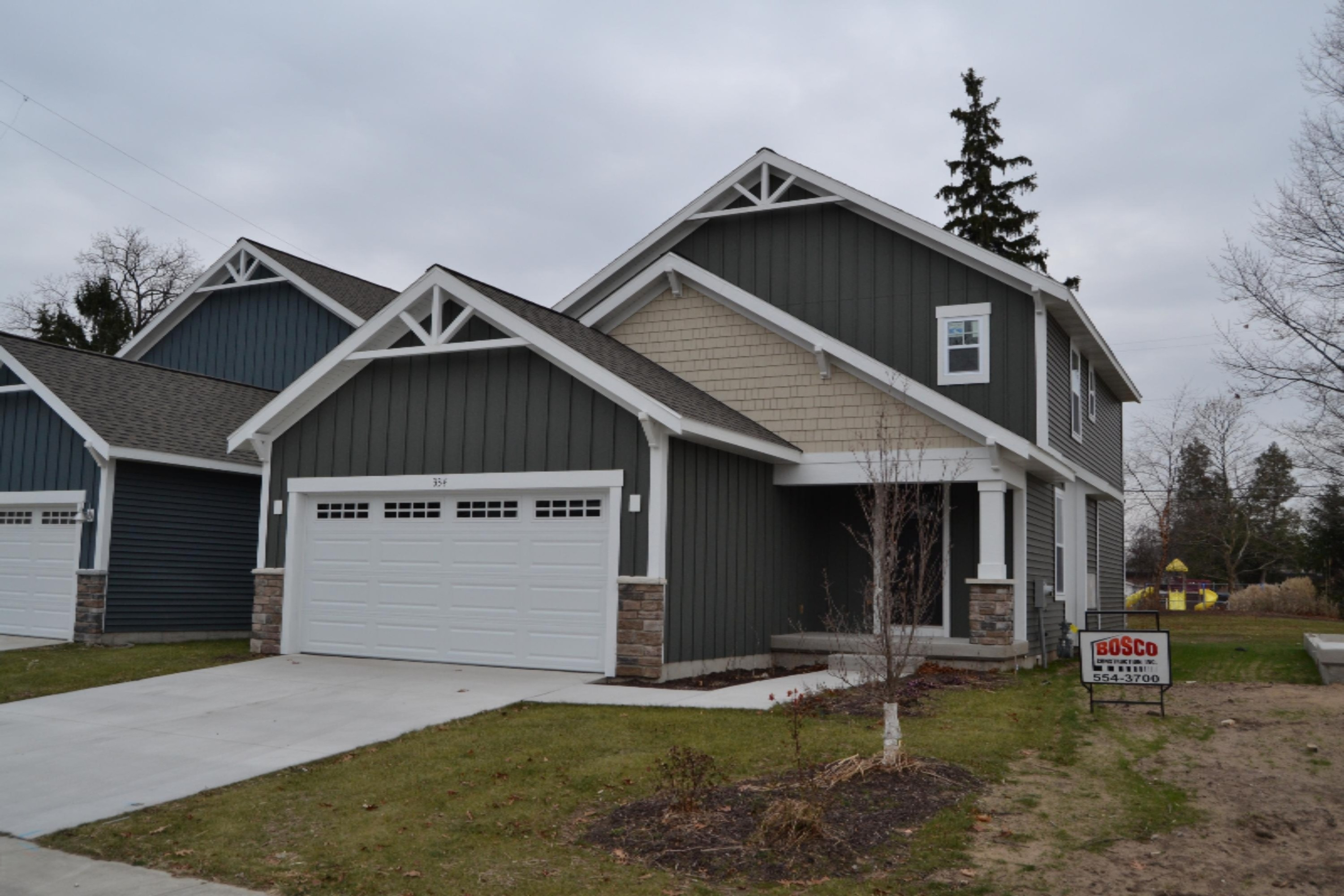 334 Rachaels Way Spring Lake, MI 49456 - Photo 1 of 25 DSC_0159