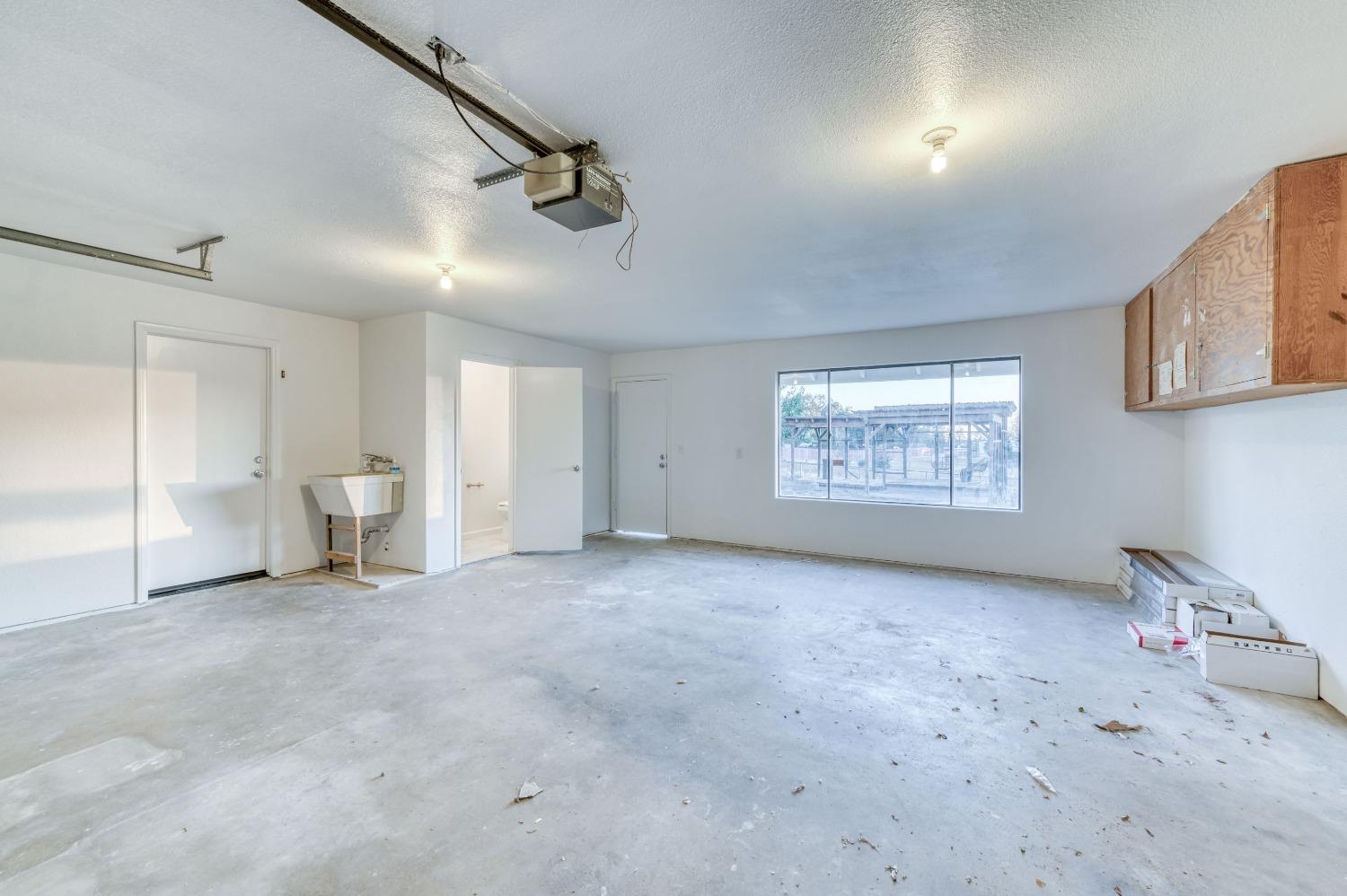 16600 Karen Road Madera, CA 93636 - Photo 24 of 47 Gallery Image 24