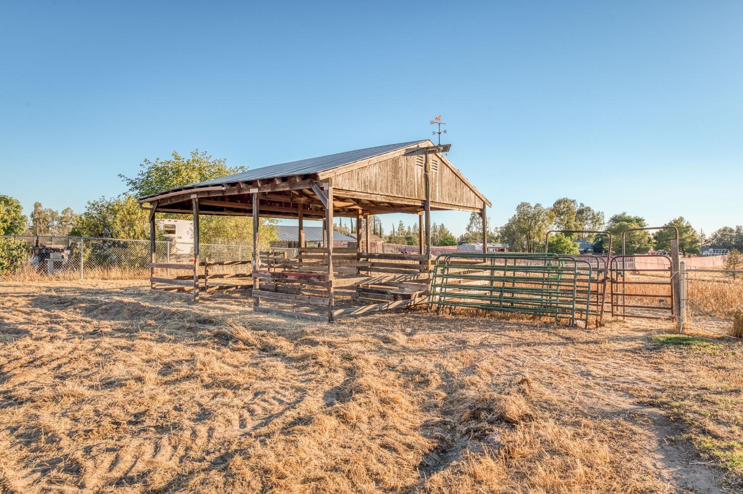 16600 Karen Road Madera, CA 93636 - Photo 29 of 47 Gallery Image 29