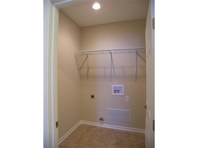 1728 Case Road Columbus, OH 43224 - Photo 7 of 10 Gallery Image 7