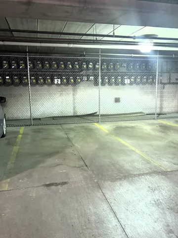 $223,000 | 2900 University Avenue Southeast, Unit 411, Minneapolis, MN 55414