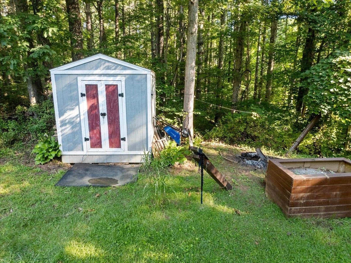 2271 Ridgeview Road Northwest Floyd, VA 24091 - Photo 46 of 67 Gallery Image 46