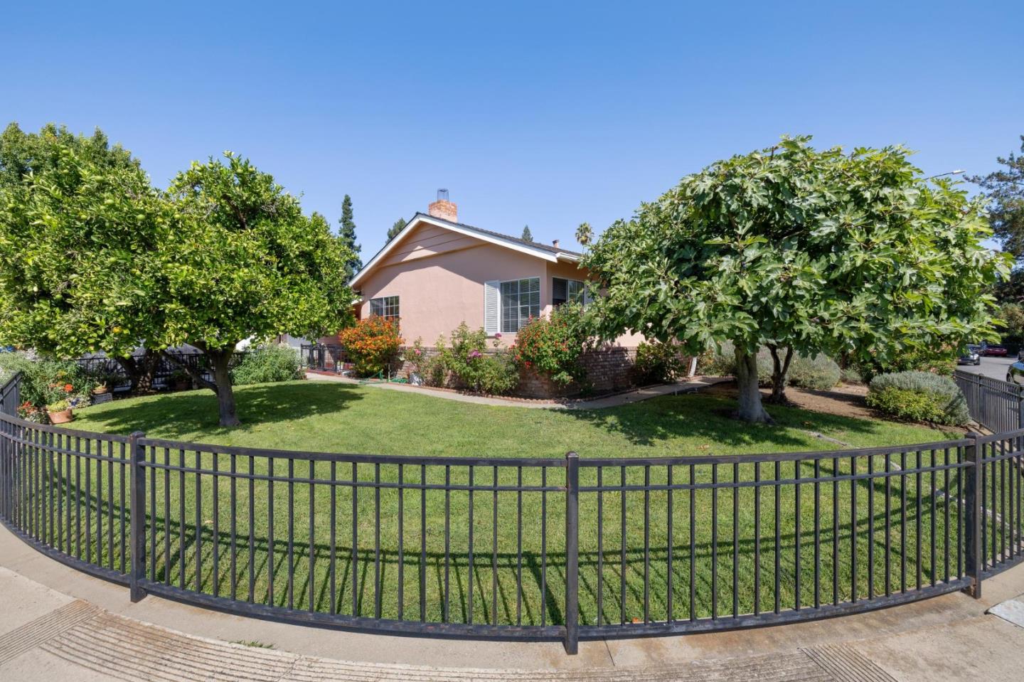 1198 Boranda Avenue Mountain View, CA 94040 - Photo 5 of 38 a view of a garden