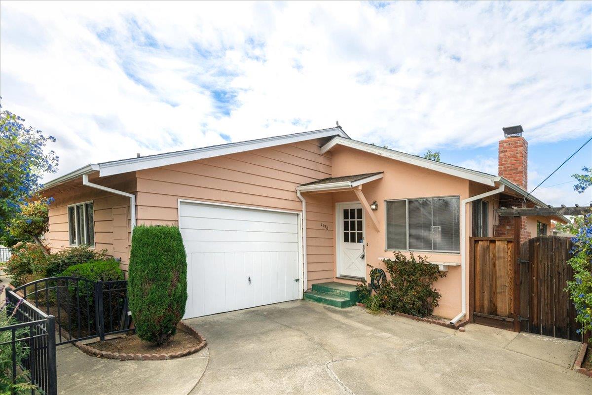 1198 Boranda Avenue Mountain View, CA 94040 - Photo 7 of 38 a view of a house with backyard