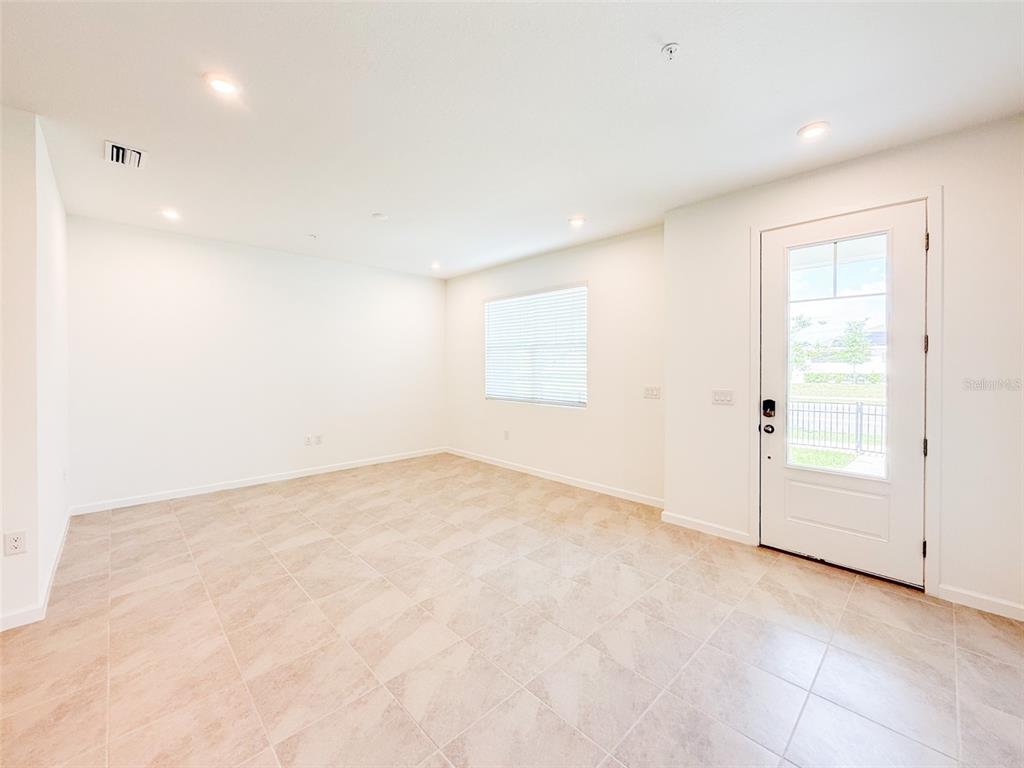 4260 Sadler Road Apopka, FL 32712 - Photo 7 of 27