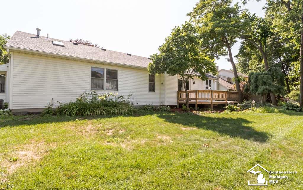 6793 Grenville Road Temperance, MI 48182 - Photo 7 of 29
