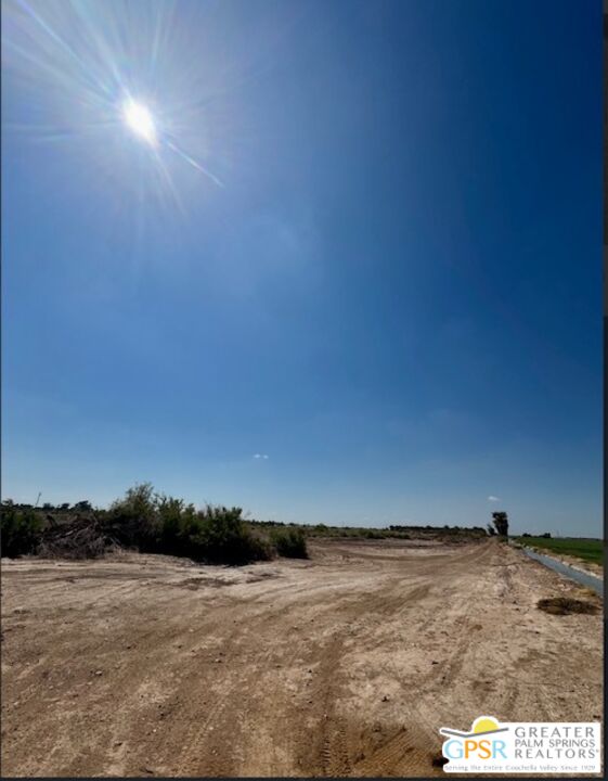 0 Noffsinger Road Niland, CA 92257 - Photo 13 of 25 a view of an ocean beach