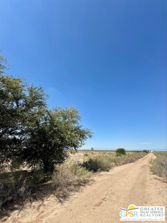 0 Noffsinger Road Niland, CA 92257 - Photo 15 of 25 a view of ocean with a mountain in the background