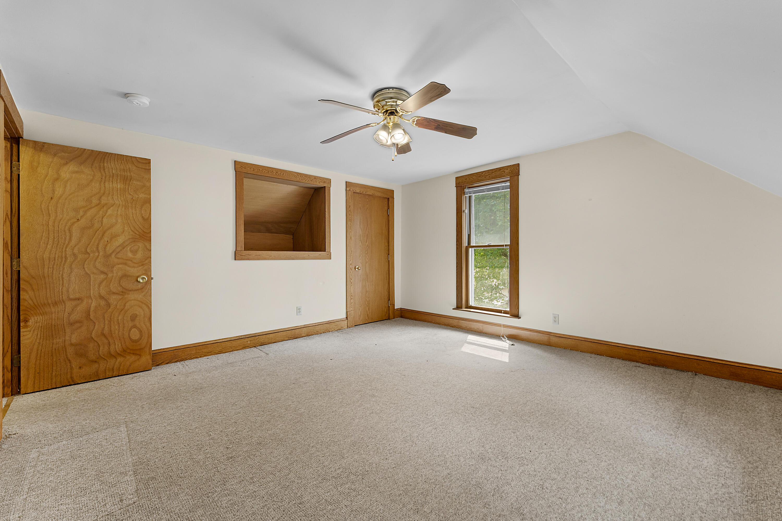 1016 East Vine Street Appleton, WI 54911 - Photo 24 of 46 047-1016EastVineStreet-Appleton-WI-54911