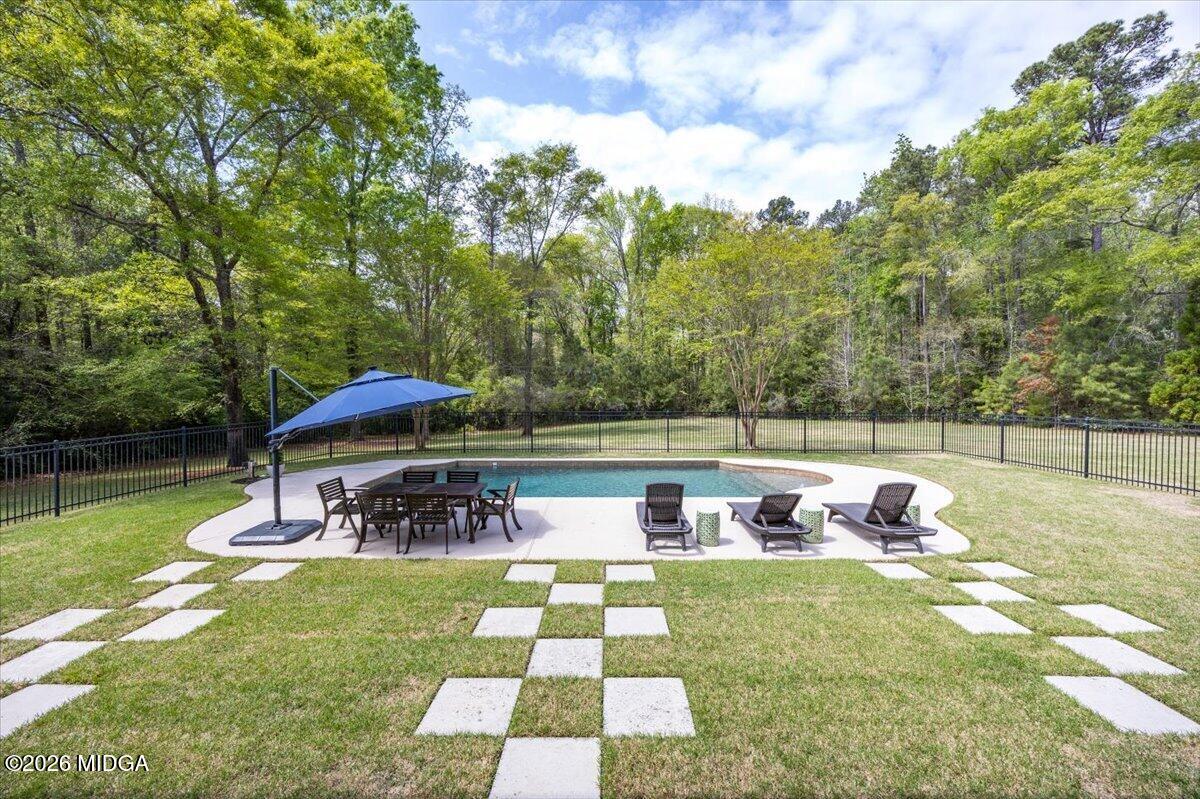 106 Lagrange Place Macon, GA 31210 - Photo 54 of 76 Pool