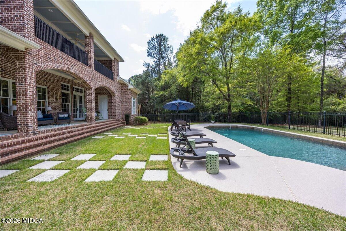 106 Lagrange Place Macon, GA 31210 - Photo 59 of 76 Pool
