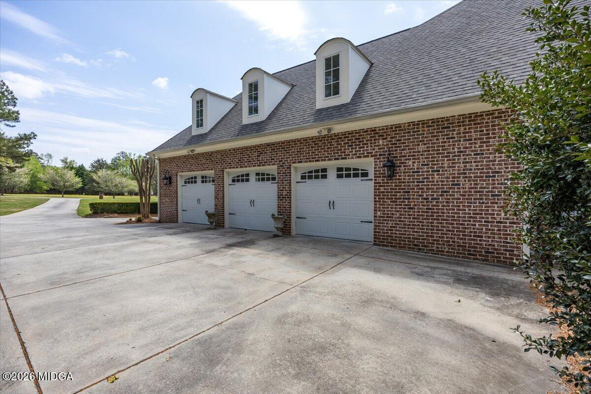 106 Lagrange Place Macon, GA 31210 - Photo 61 of 76 a view of a house with a outdoor space